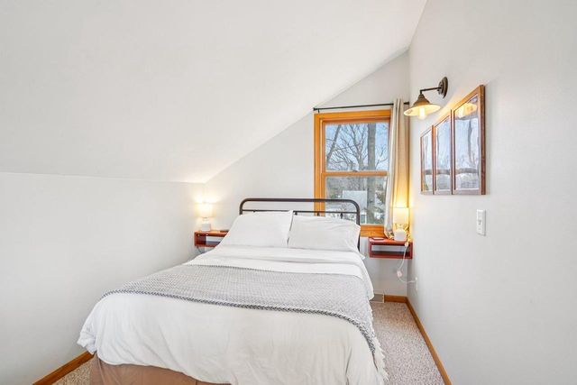 W9350 County Road V, Poynette, WI 53955