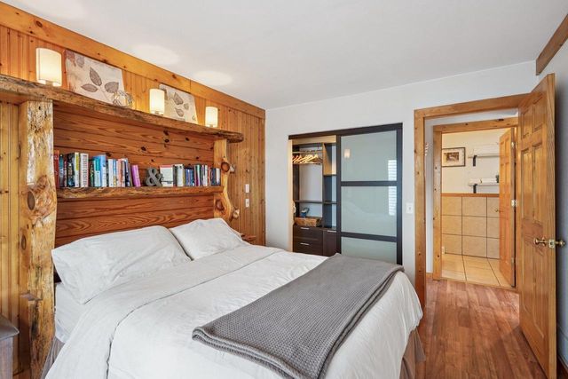 W9350 County Road V, Poynette, WI 53955