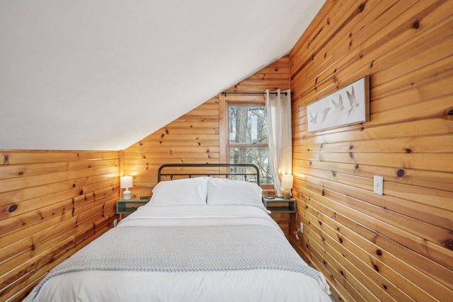 W9350 County Road V, Poynette, WI 53955