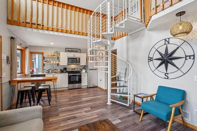 W9350 County Road V, Poynette, WI 53955