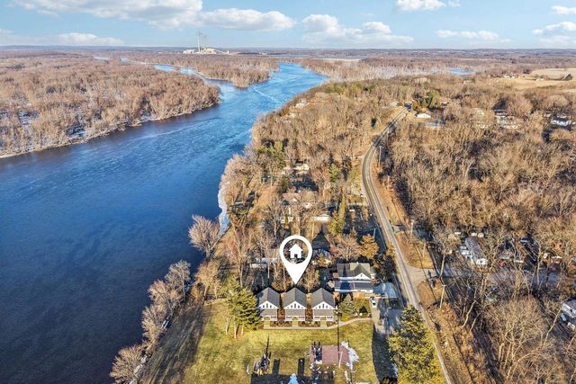 W9350 County Road V, Poynette, WI 53955