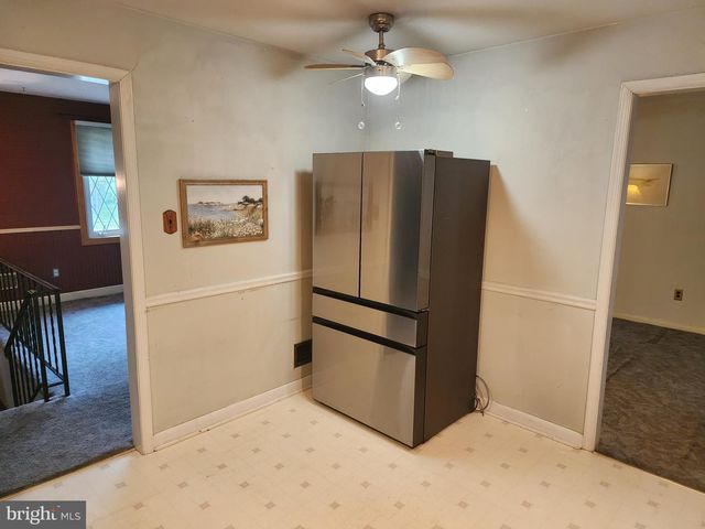 56 UPLAND CT, Newark, DE 19713