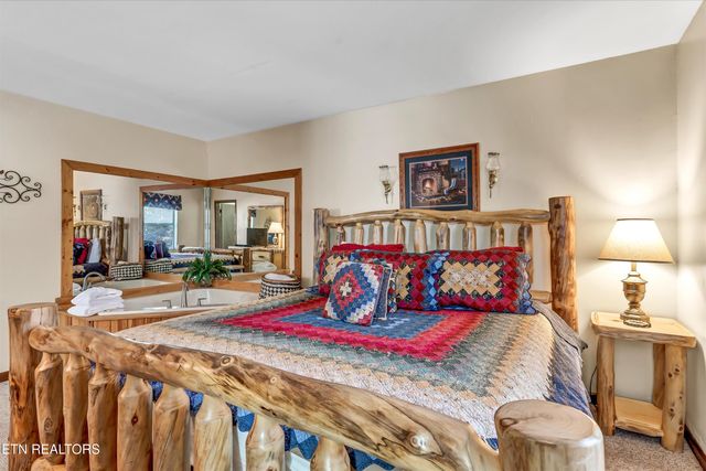 1008 N Ridge Place, Sevierville, TN 37876