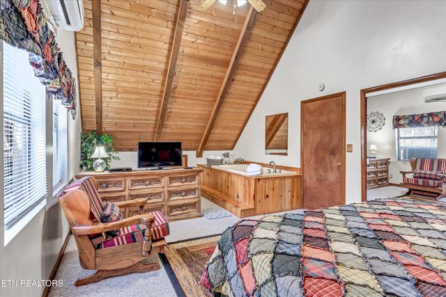 1008 N Ridge Place, Sevierville, TN 37876