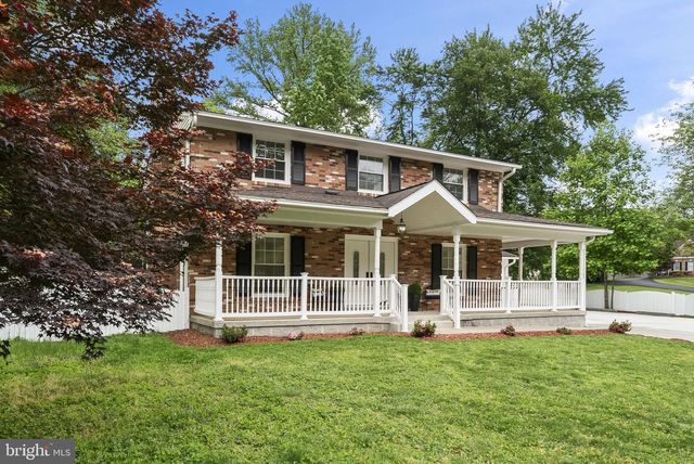 5219 HOLDEN ST, Fairfax, VA 22032