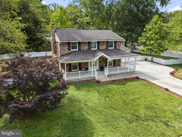 5219 HOLDEN ST, Fairfax, VA 22032