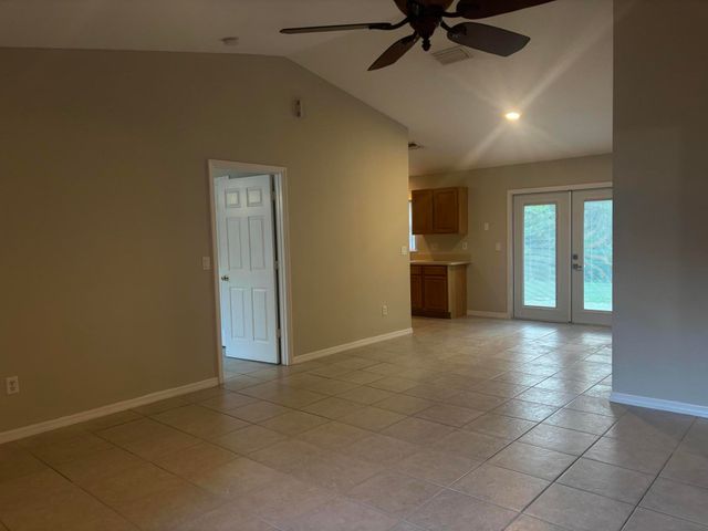 9166 SE 63rd Drive, Okeechobee, FL 34974