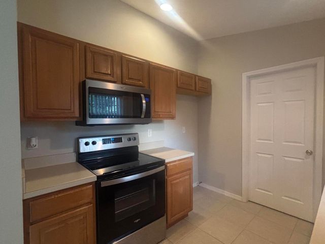 9166 SE 63rd Drive, Okeechobee, FL 34974