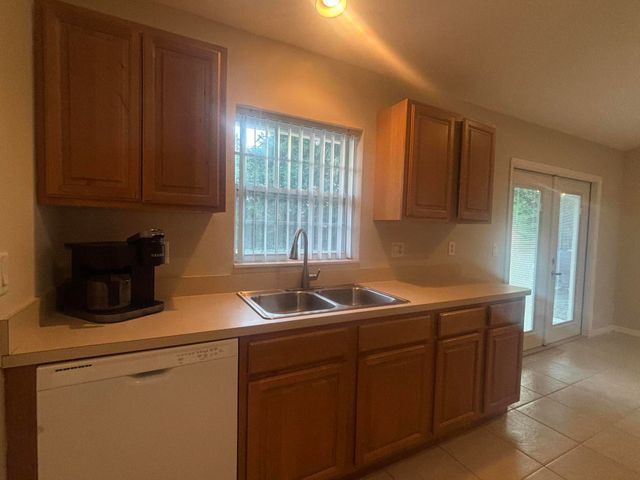 9166 SE 63rd Drive, Okeechobee, FL 34974