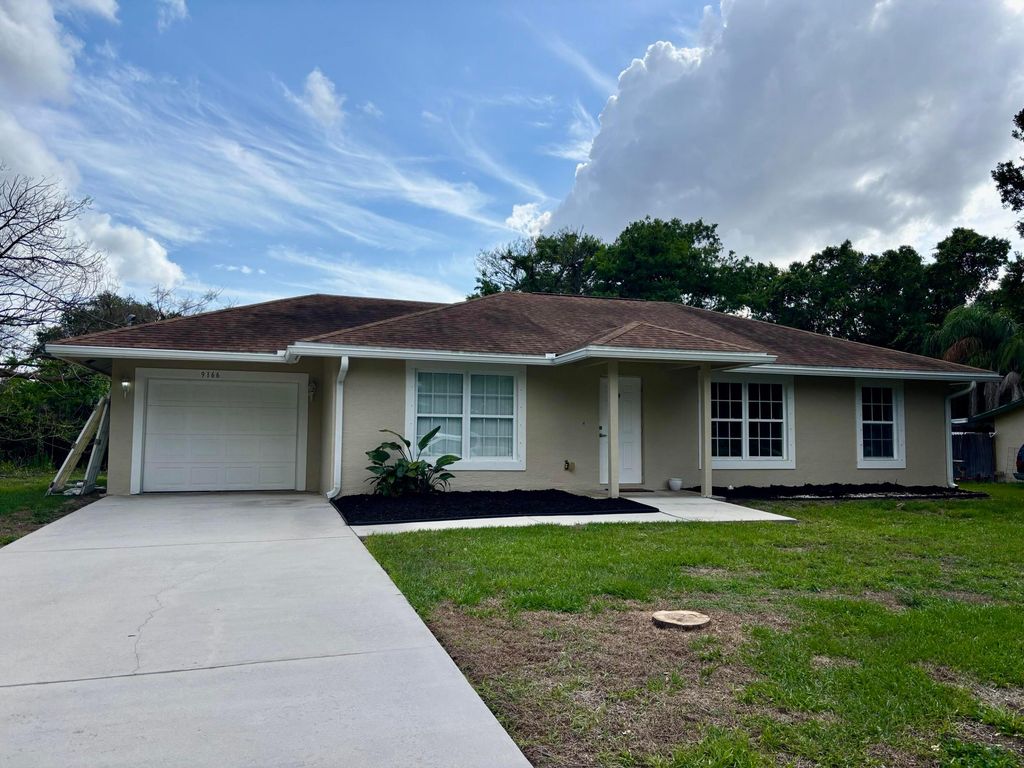 9166 SE 63rd Drive, Okeechobee, FL 34974