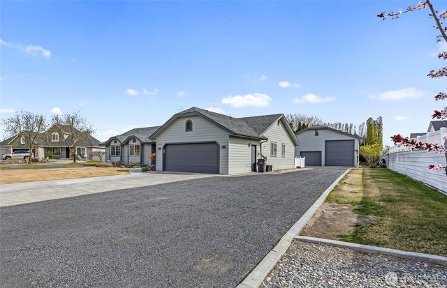 1653 Jennifer Lane NE, Moses Lake, WA 98837