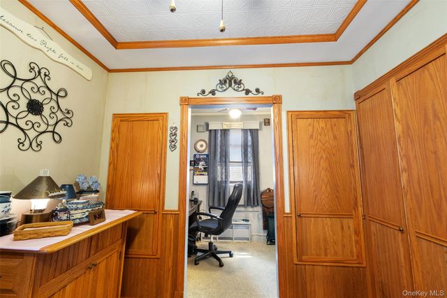 7004 57th Road, Maspeth, NY 11378