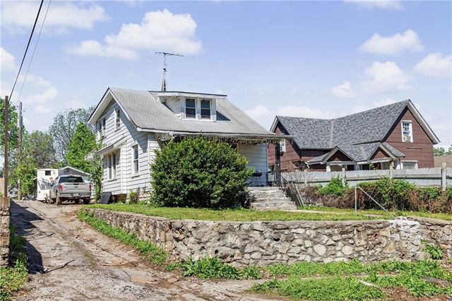 1612 Topping Avenue, Kansas City, MO 64126