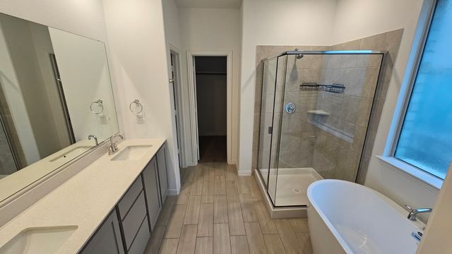 1022 Lakebend Court, Lewisville, TX 75010