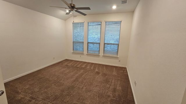 1022 Lakebend Court, Lewisville, TX 75010