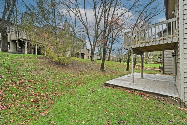 39 Rolling Hills Court, Wyoming, OH 45215