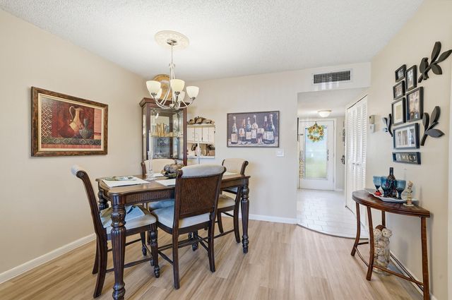 3130 Holiday Springs Boulevard 103, Margate, FL 33063