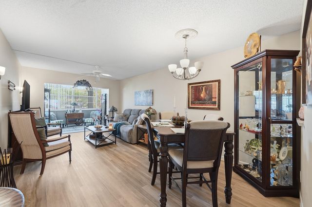 3130 Holiday Springs Boulevard 103, Margate, FL 33063