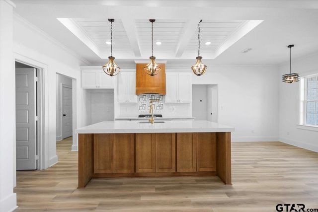 15574 County Road 434, Lindale, TX 75771