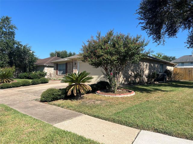 5914 Dream Court, Houston, TX 77085