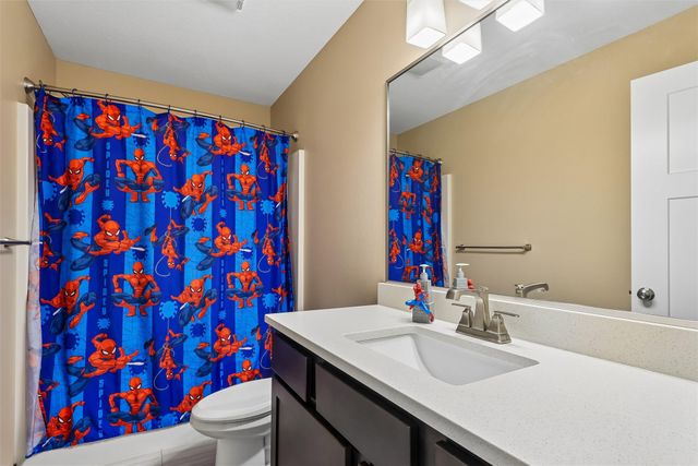 3435 E Herold Avenue, Des Moines, IA 50320