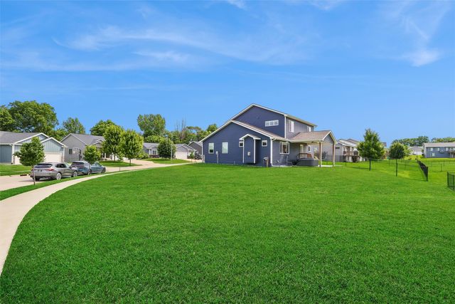 3435 E Herold Avenue, Des Moines, IA 50320