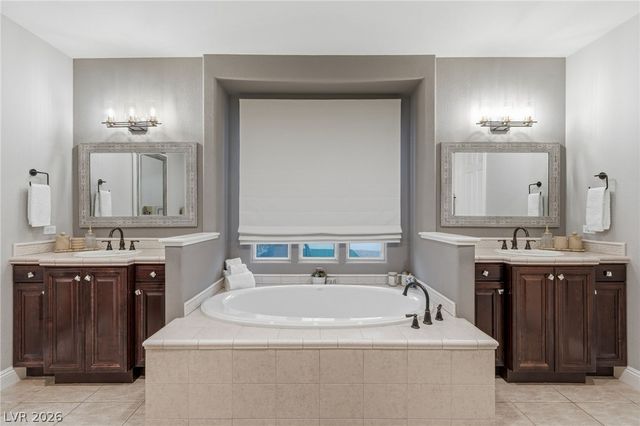 11830 Kingsbarns Court, Las Vegas, NV 89141