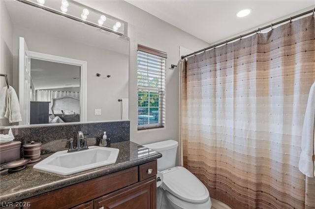 11830 Kingsbarns Court, Las Vegas, NV 89141