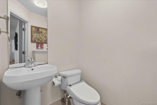 120 Woodruff Avenue, Scarsdale, NY 10583