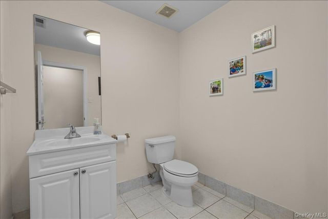 120 Woodruff Avenue, Scarsdale, NY 10583