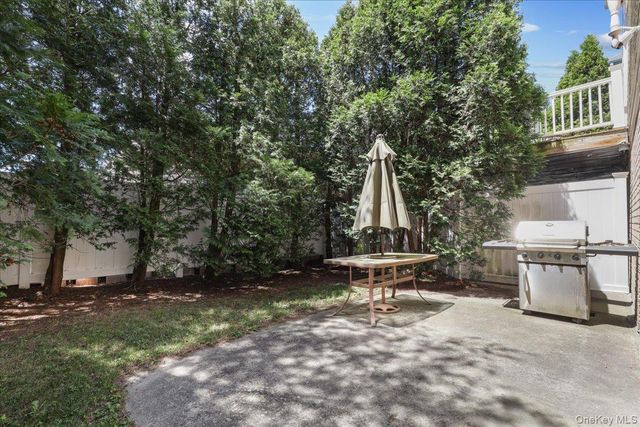 120 Woodruff Avenue, Scarsdale, NY 10583