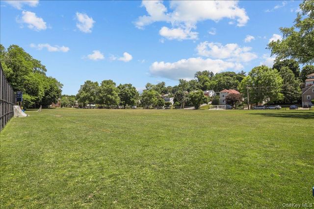 120 Woodruff Avenue, Scarsdale, NY 10583
