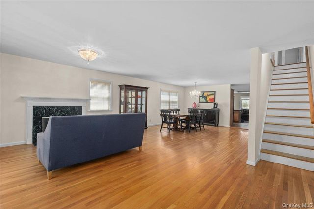 120 Woodruff Avenue, Scarsdale, NY 10583