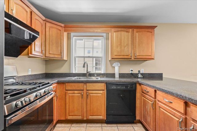 120 Woodruff Avenue, Scarsdale, NY 10583