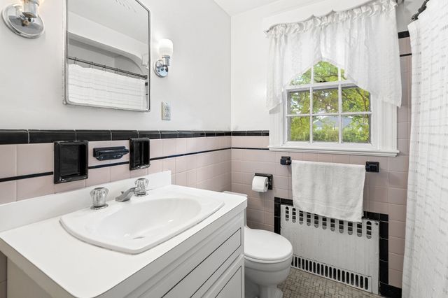 140 Wilson St, Brockton, MA 02301