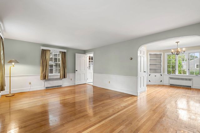 140 Wilson St, Brockton, MA 02301