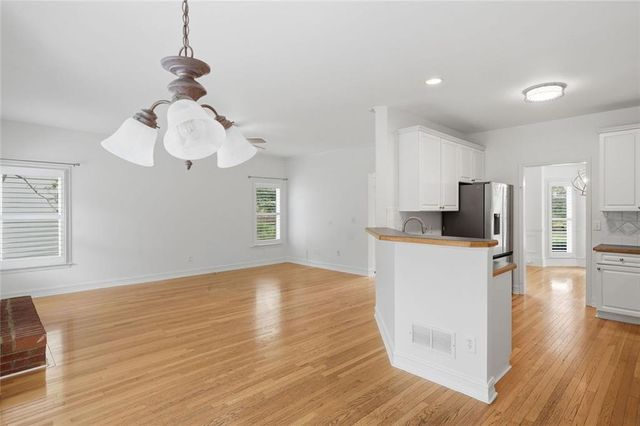 1274 Cameron Creek, Marietta, GA 30062