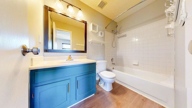 5709 Nike Drive, Hilliard, OH 43026