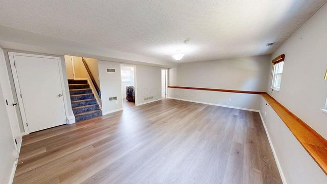 5709 Nike Drive, Hilliard, OH 43026