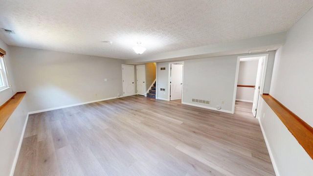 5709 Nike Drive, Hilliard, OH 43026