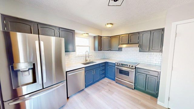 5709 Nike Drive, Hilliard, OH 43026