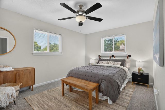 404 NW Wintercrest Road, Burleson, TX 76028