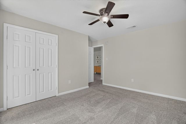 404 NW Wintercrest Road, Burleson, TX 76028