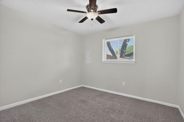 404 NW Wintercrest Road, Burleson, TX 76028