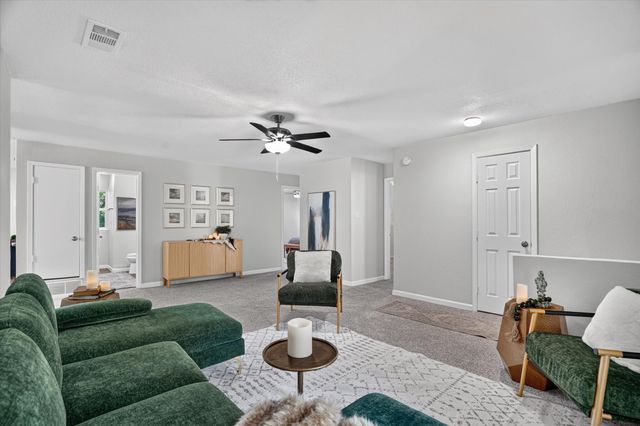 404 NW Wintercrest Road, Burleson, TX 76028