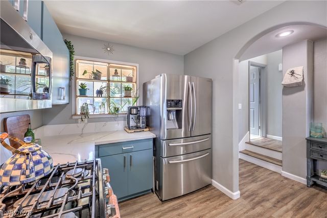 422 Lime Grass Avenue, Las Vegas, NV 89183