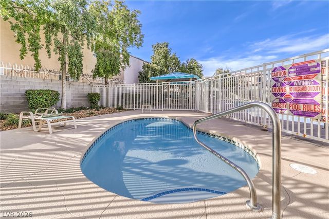 422 Lime Grass Avenue, Las Vegas, NV 89183
