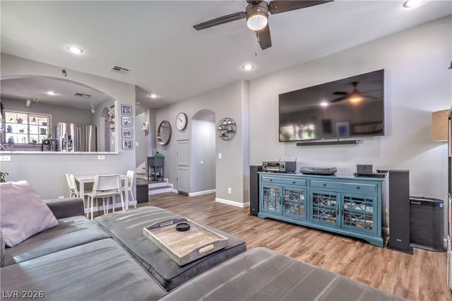 422 Lime Grass Avenue, Las Vegas, NV 89183