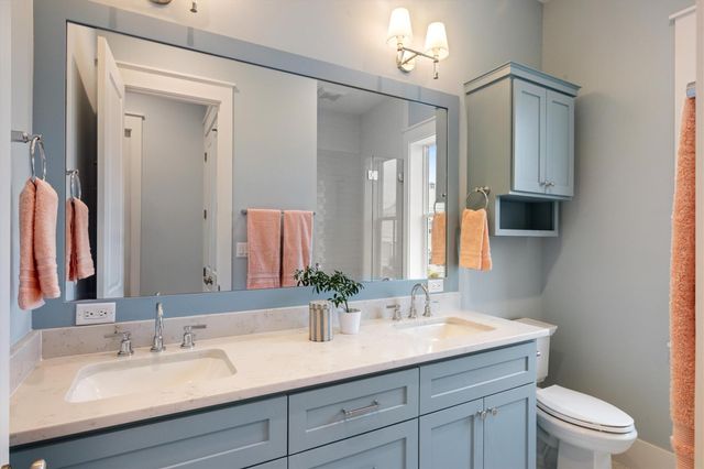 2602 E Seaside Drive, Galveston, TX 77550