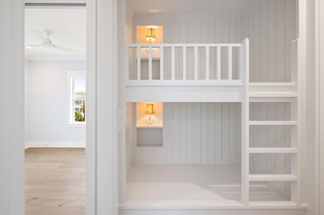 2602 E Seaside Drive, Galveston, TX 77550